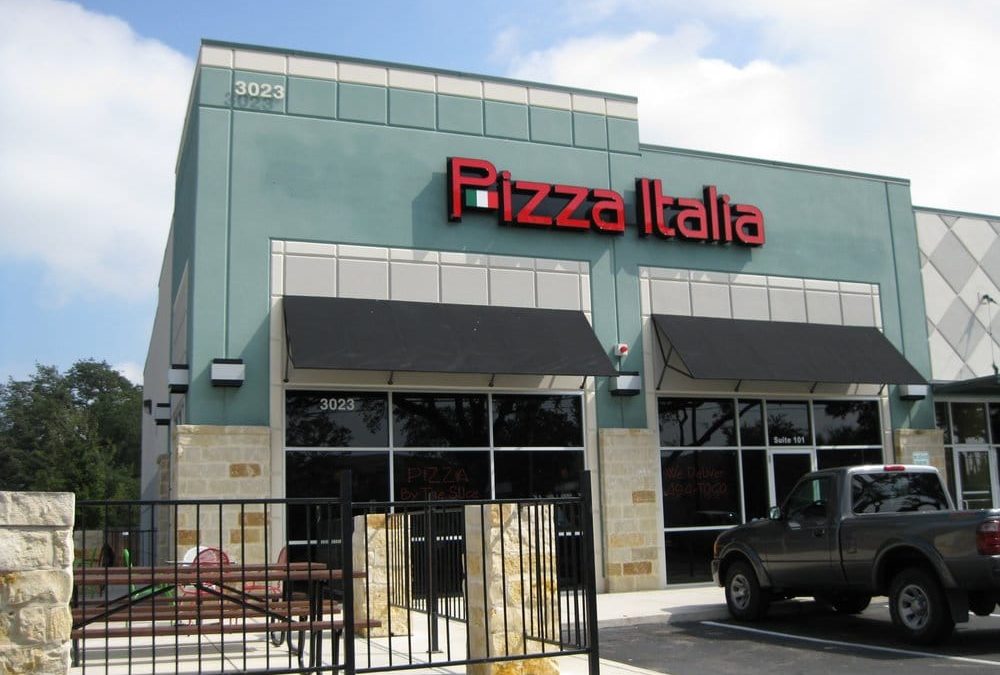 Pizza Italia Friday Night Live Series