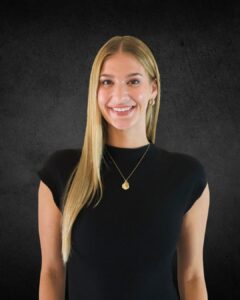 Melanie Hanclich Headshot