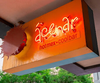 Acenar Sign