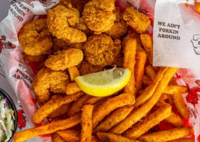 Fried Shrimp Basket at Smashin Crab