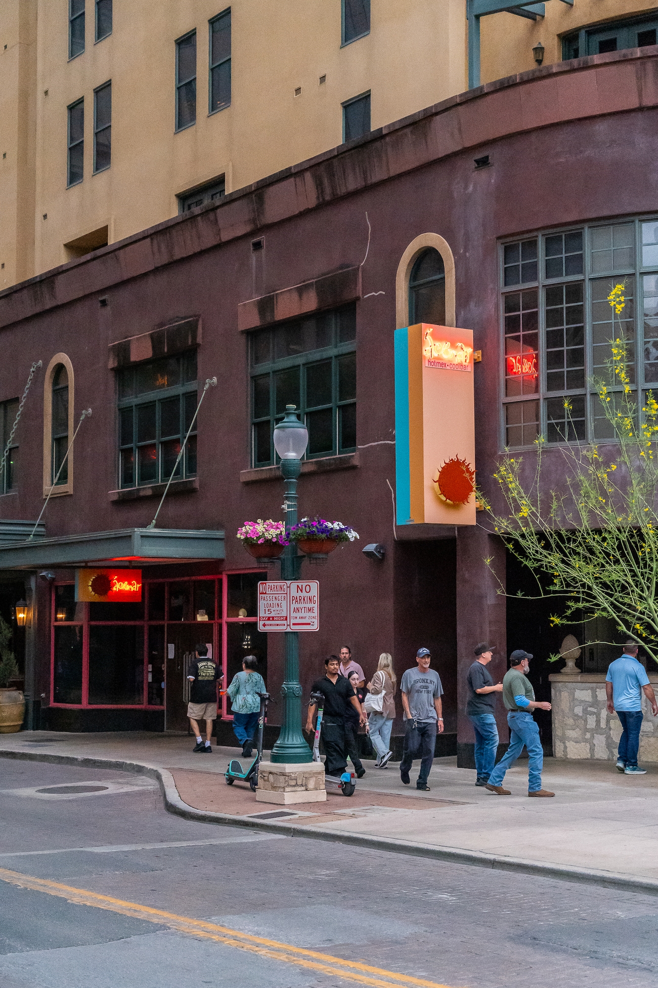 Exterior of Acenar in downtown San Antonio