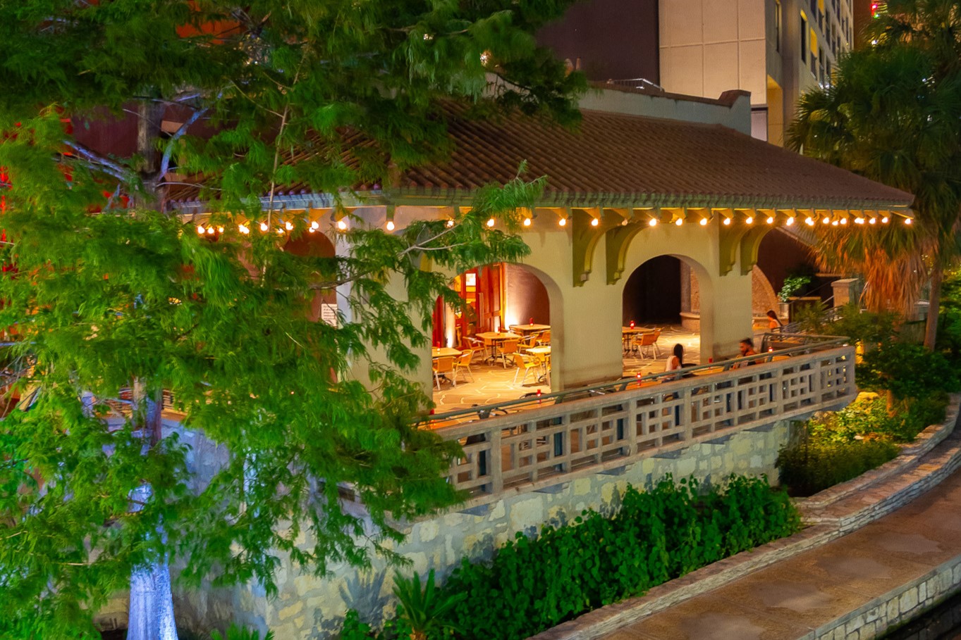 Acenar's Balcony on the San Antonio Riverwalk