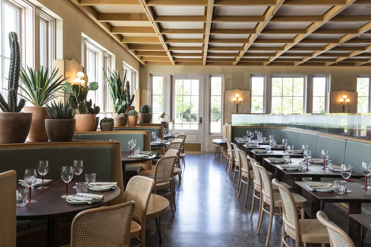 Interior of Rosie Cannonball Restaurant