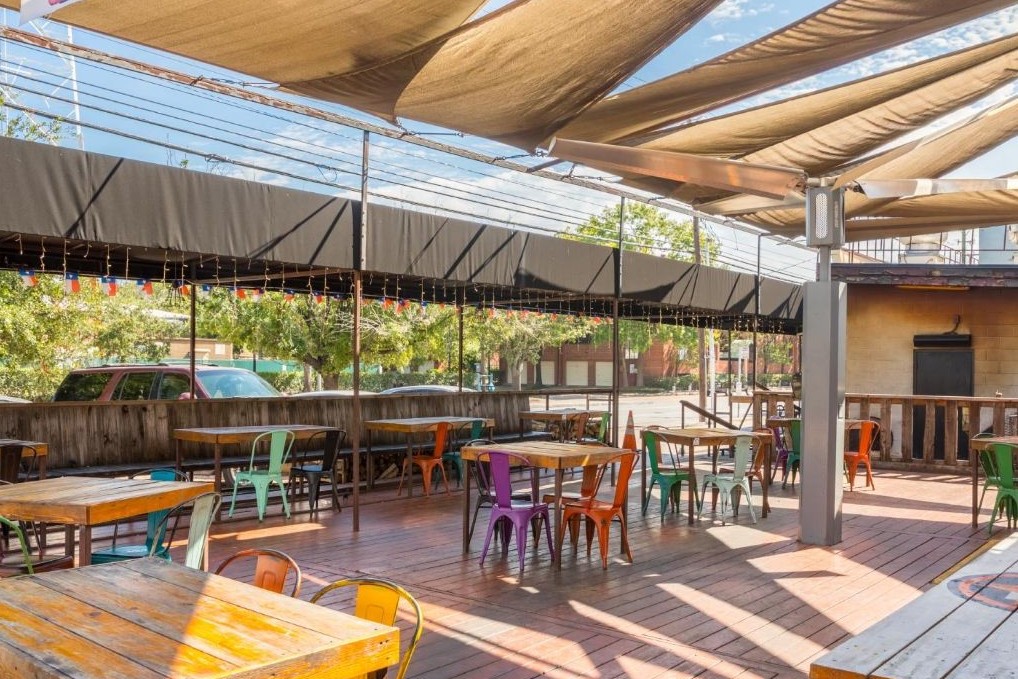 Outdoor Patio of The Pit Room in houston